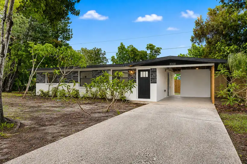 3000 Karen Ave, Largo — front of the house from the driveway